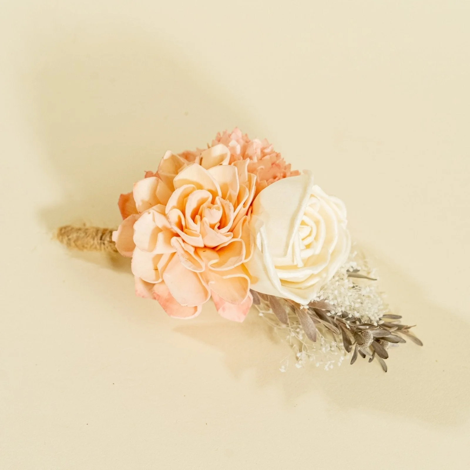 Bashful Beauty Groom's Boutonniere* - Image 4