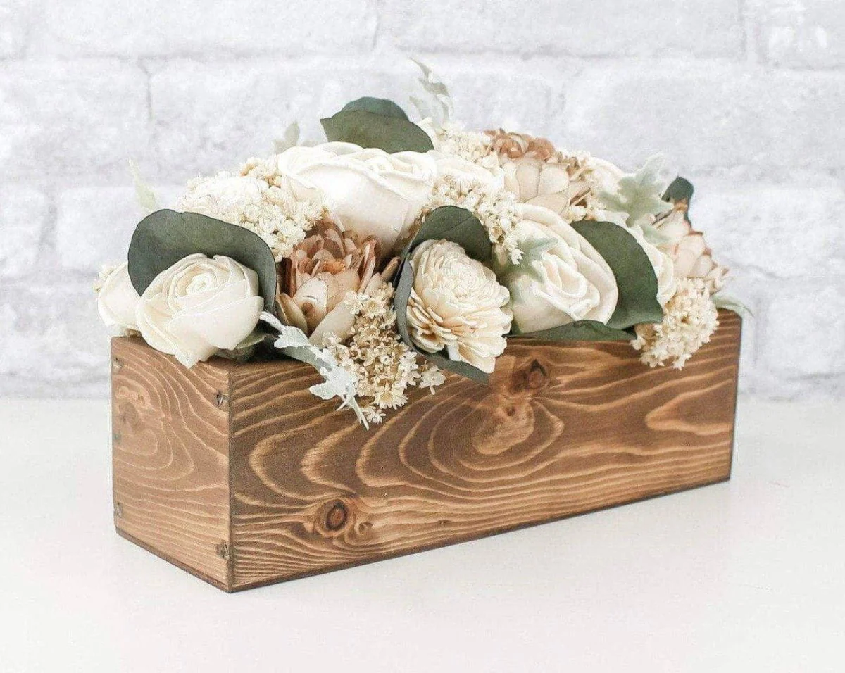 Clarissa Centerpiece