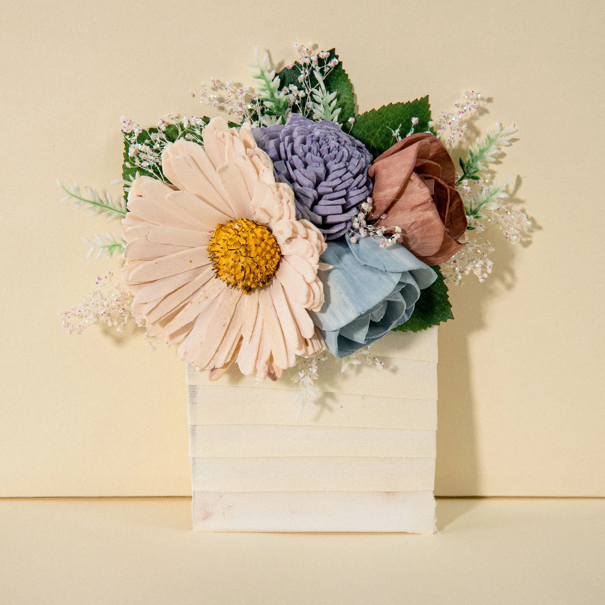Luxe Daisy Groom's Pocket Boutonniere*