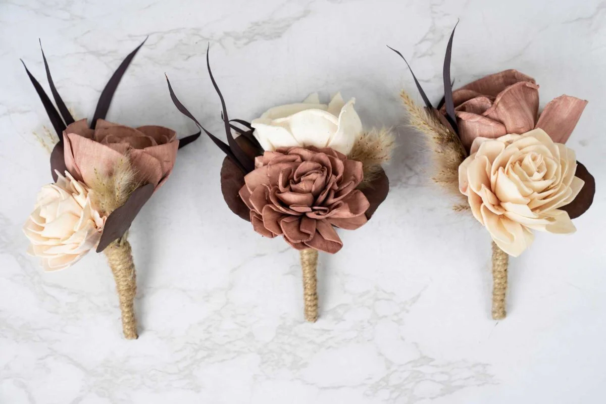 Majestic Boutonniere (Set of 3)*