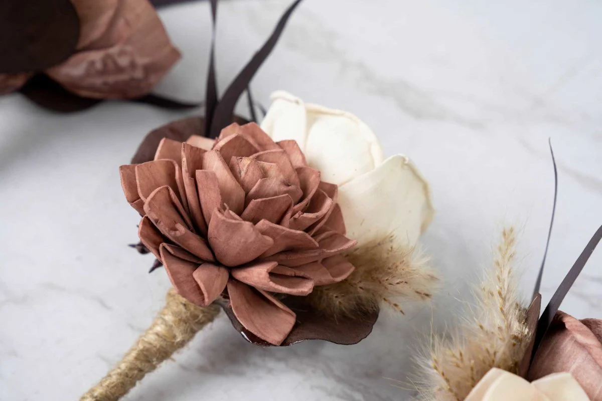 Majestic Boutonniere (Set of 3)* - Image 2