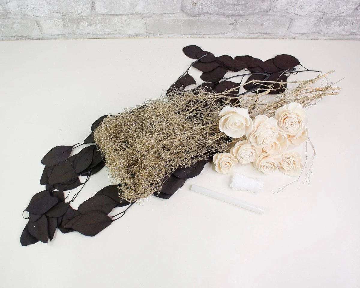 Melrose Magic Corsage (Set of 3) - Image 7