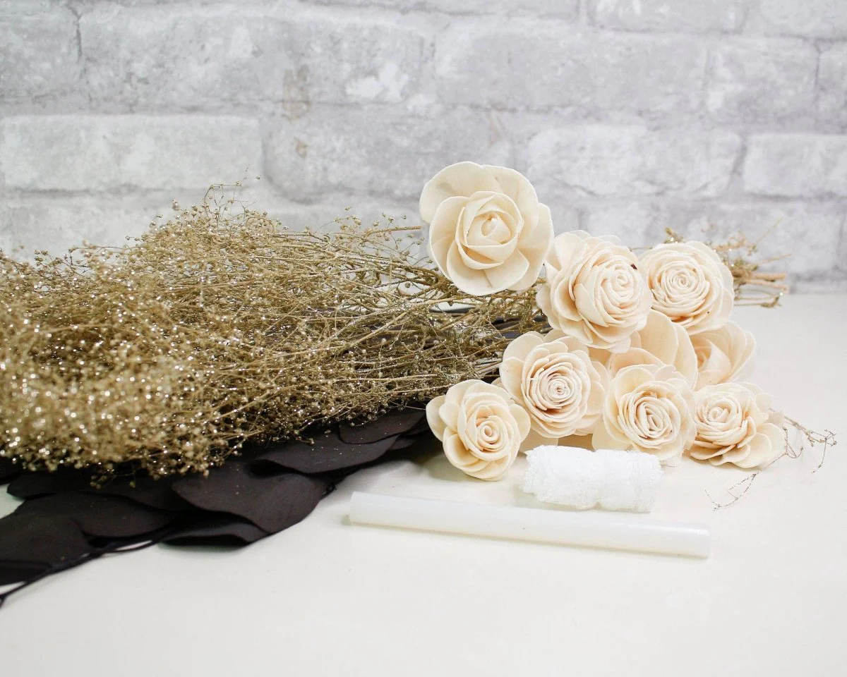 Melrose Magic Corsage (Set of 3) - Image 9