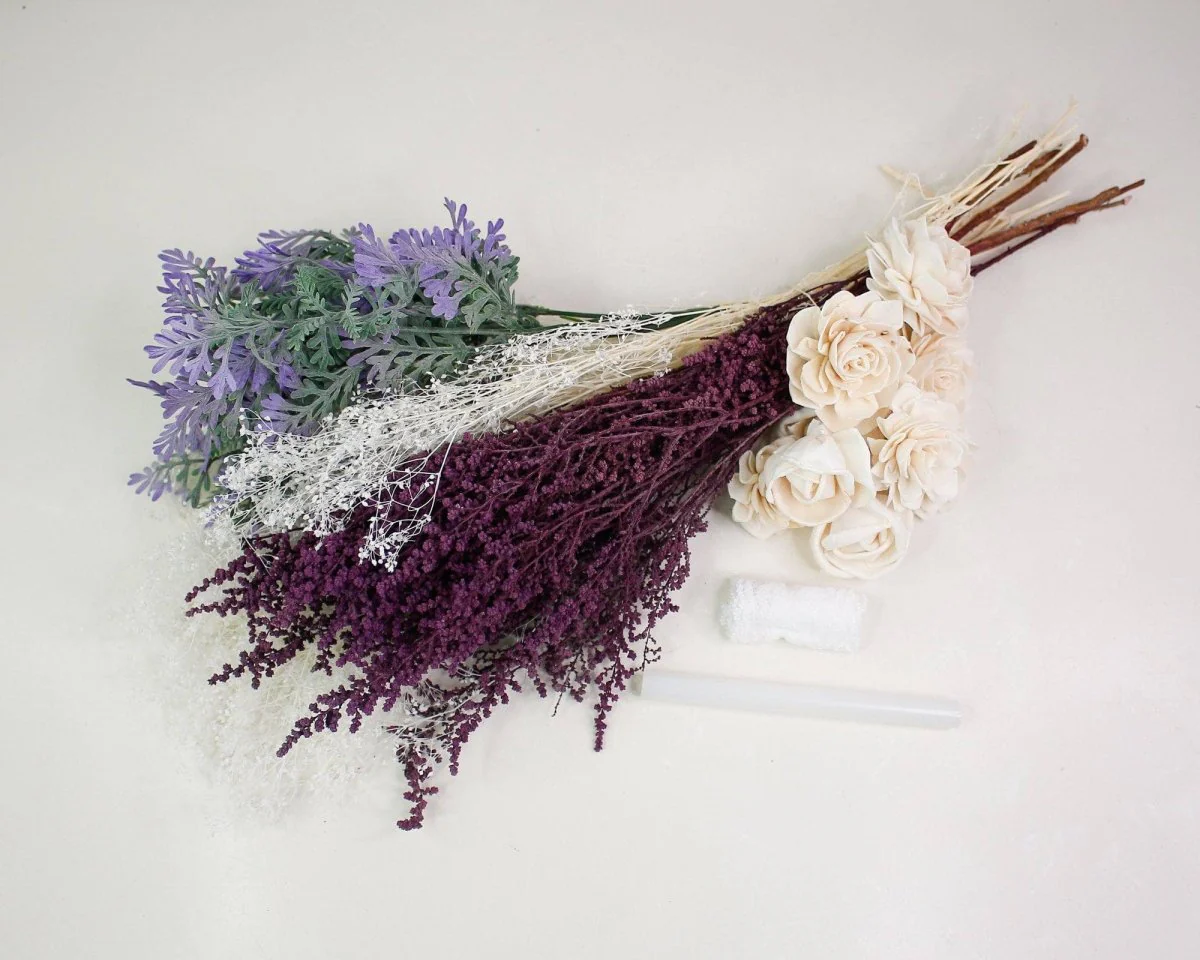 Palisade Corsage (Set of 3)* - Image 9