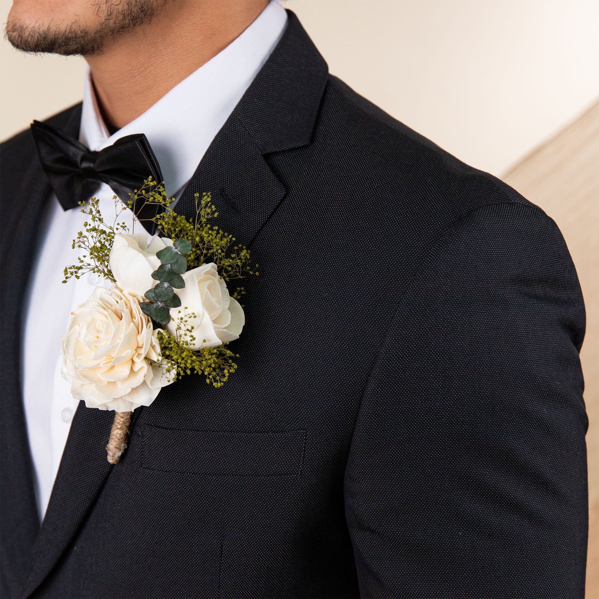 Perfect Simplicity Groom's Boutonniere*