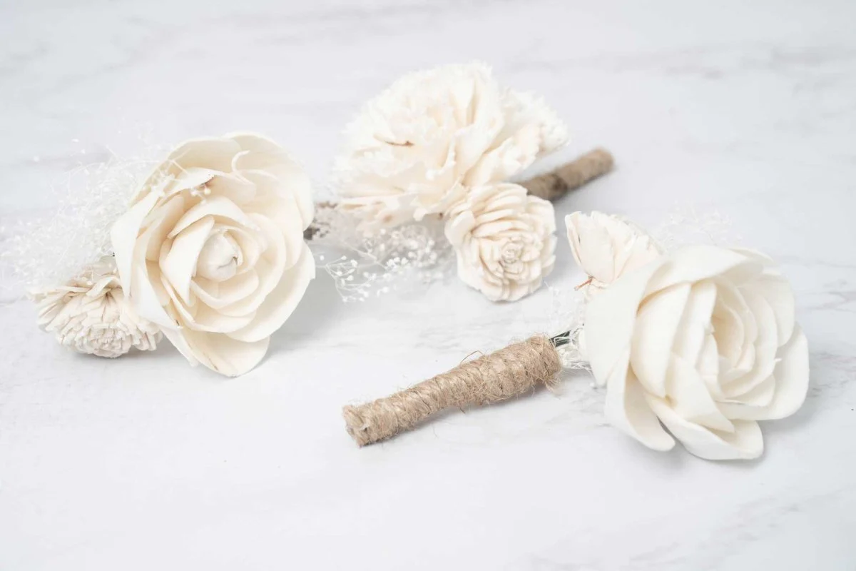 Pure Elegance Boutonniere (Set of 3)* - Image 6