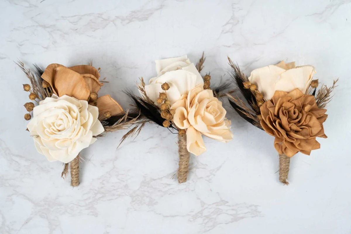 Sun Kissed Boutonniere (Set Of 3)*