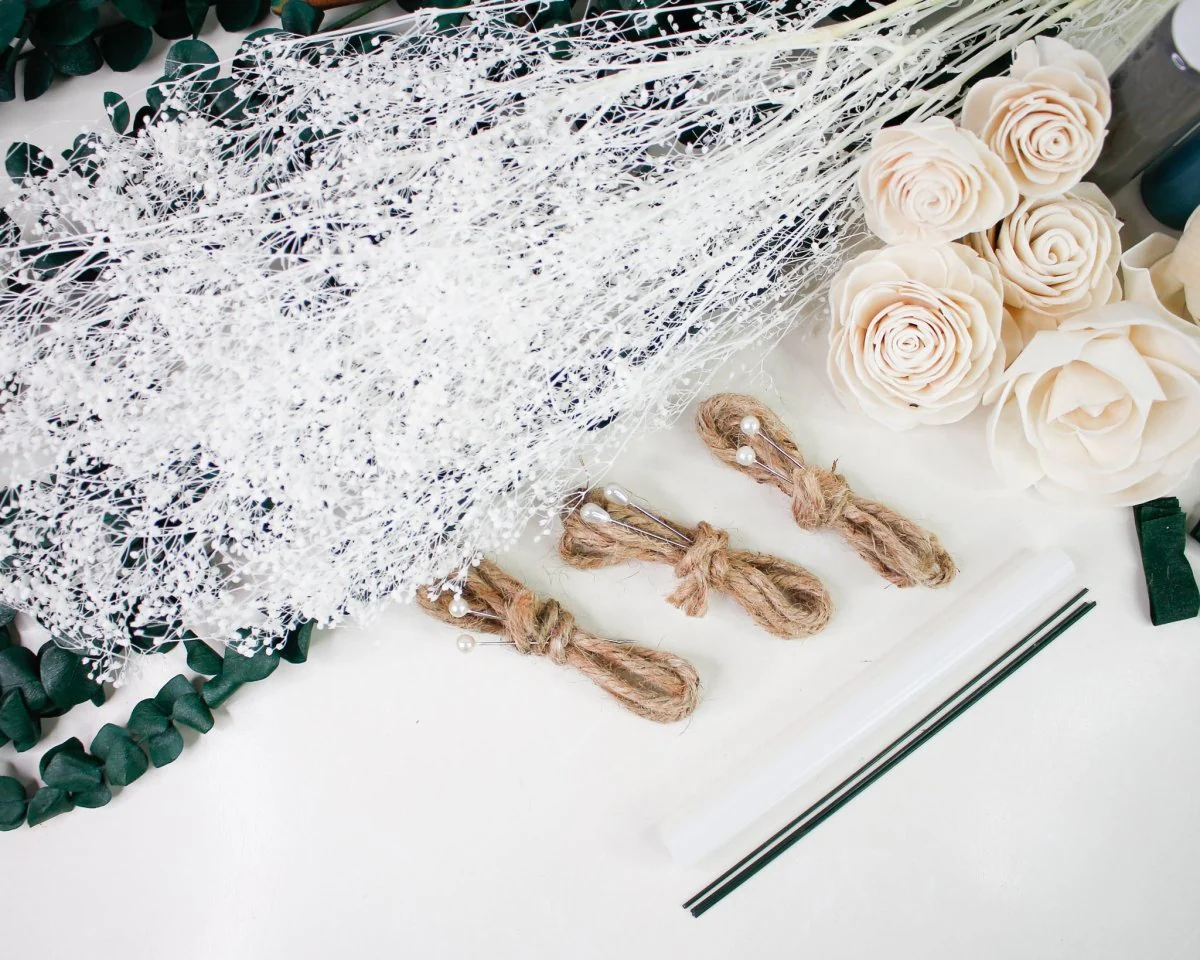 Tie The Knot Boutonniere (Set of 3)* - Image 4