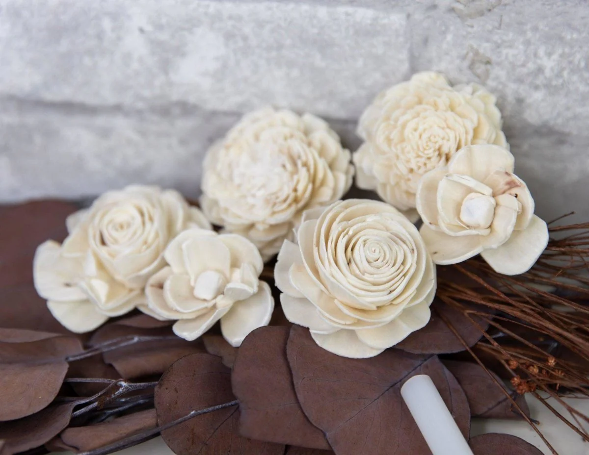 Wanderlust Boutonniere (Set Of 3) - Image 7