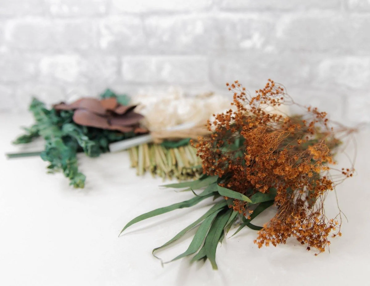 Wanderlust Mini Bouquet - Image 6